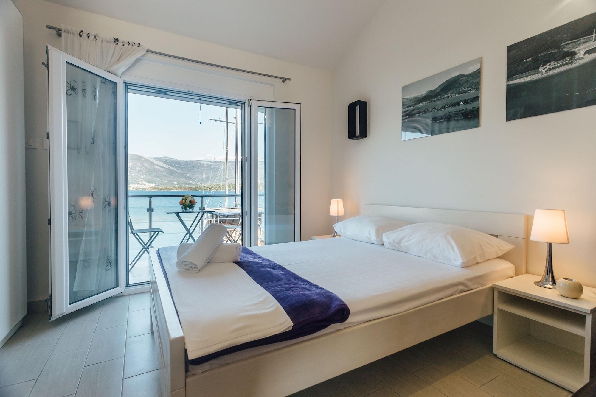 Apartments Monet Tivat Exteriör bild